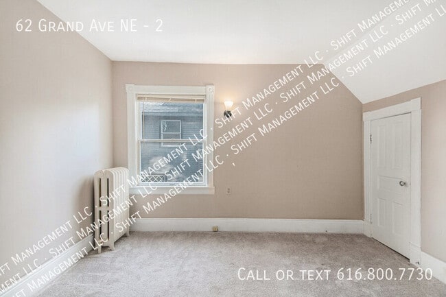 Building Photo - 62 Grand Ave NE