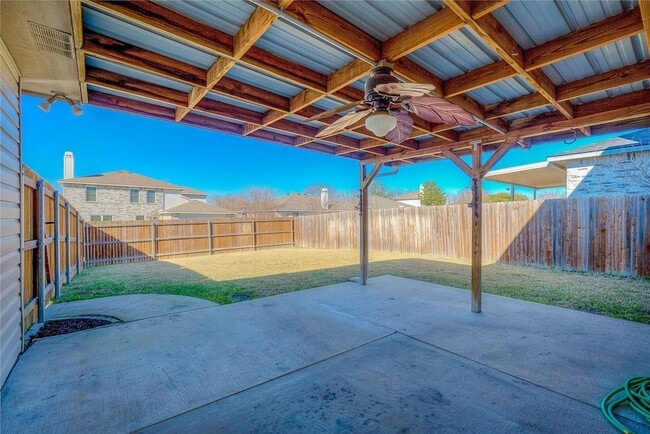Building Photo - 1460 Stewart Dr