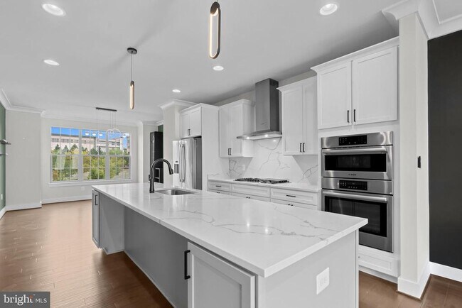 Building Photo - 5284 Ridgeview Retreat Dr