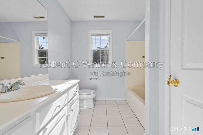 Building Photo - 155 Beardsley Rd