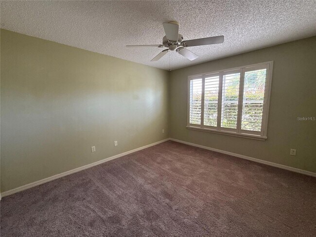 Building Photo - 2204 Crawford Ct