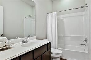 Building Photo - 313 Woodland Hills Dr