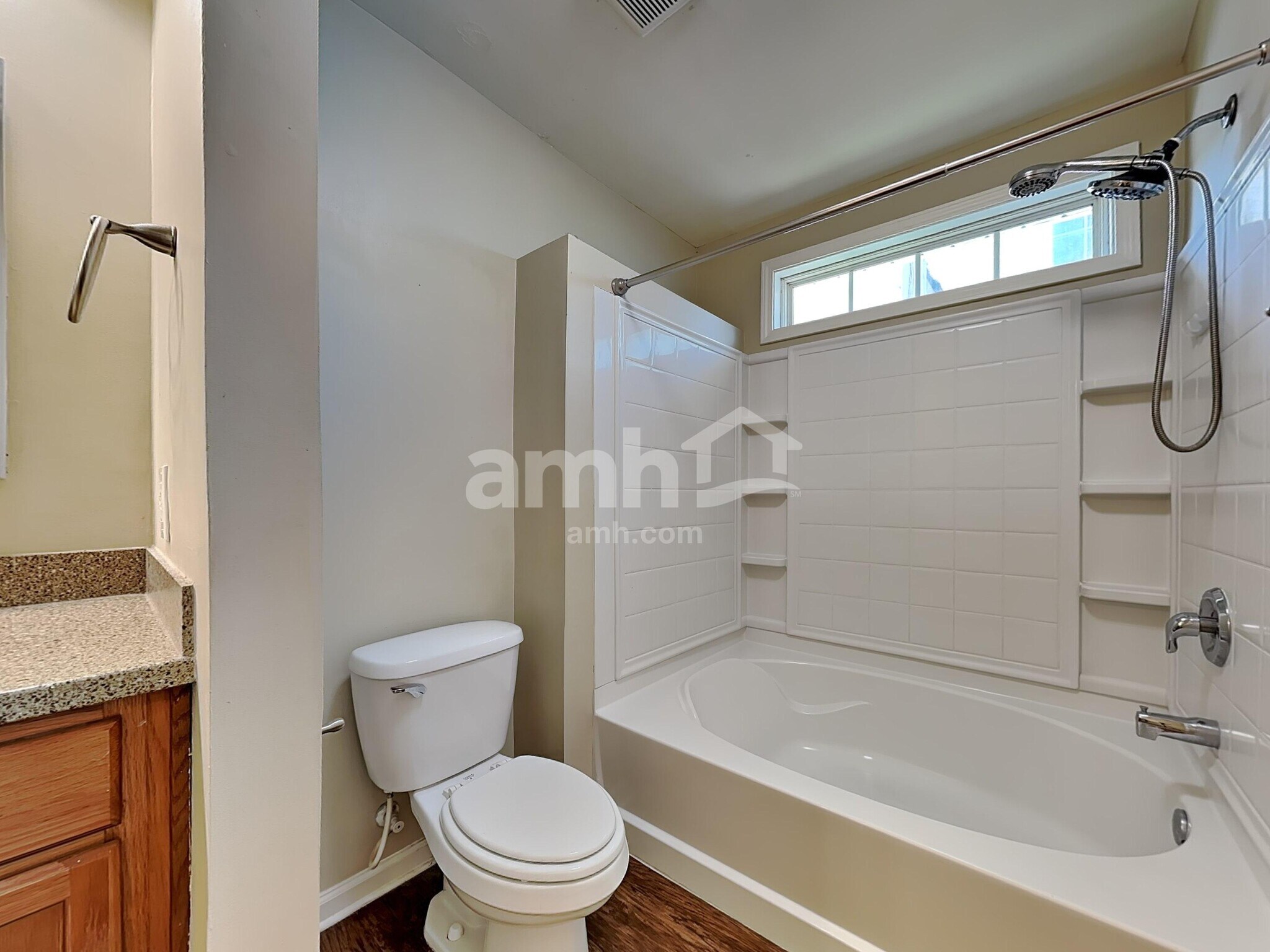 Building Photo - 28 Bostwick Dr