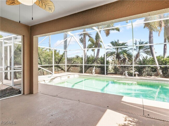 Building Photo - 1801 NE 22nd Ave