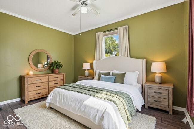 Building Photo - 1920 E 67th St