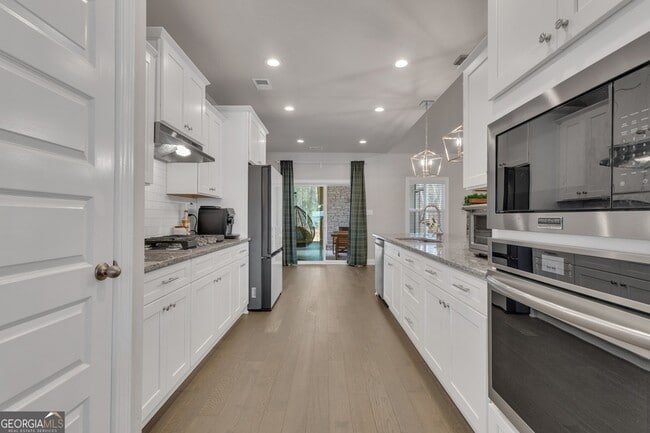 Building Photo - 21 Long Branch Trail