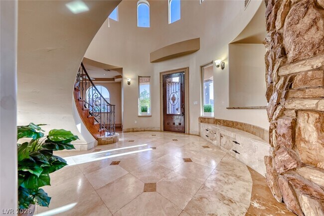 Building Photo - 905 Rhyolite Terrace