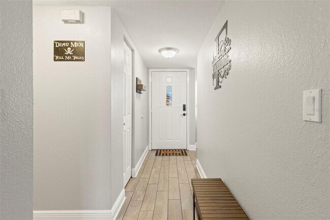 Building Photo - 5817 Park St N