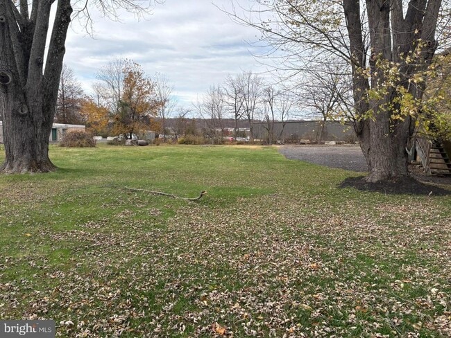 Building Photo - 3842 Old Easton Rd