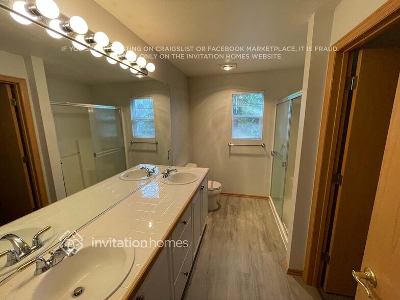 Building Photo - 5130 Perry Dr SE