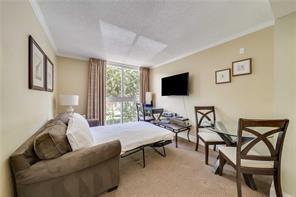 Building Photo - 2951 S Bayshore Dr