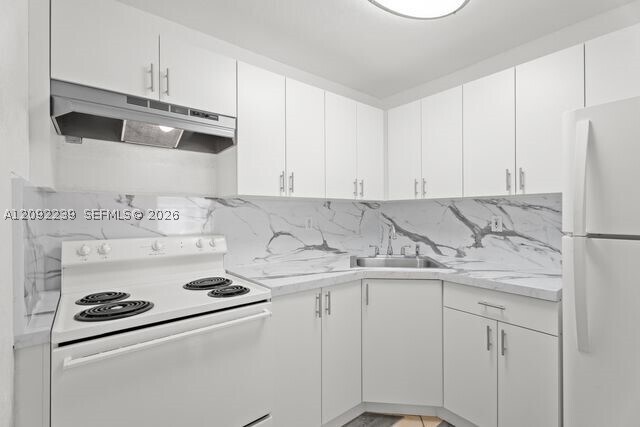 Building Photo - 17255 SW 95th Ave