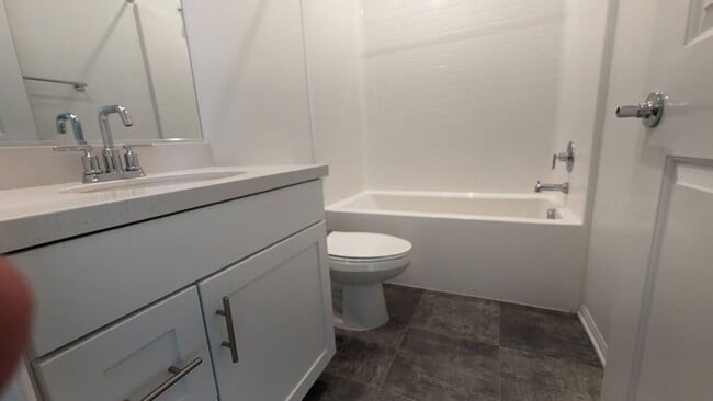 Building Photo - 8150 Spirit St