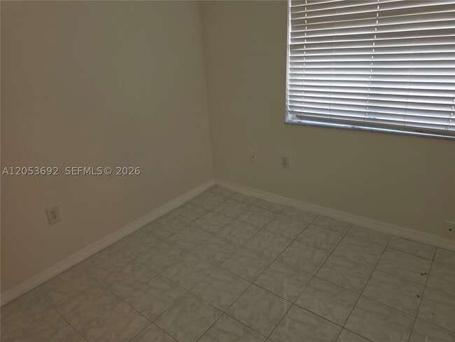 Building Photo - 14241 SW 151st Ave