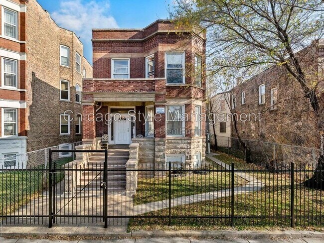 Building Photo - 7355 S Emerald Ave