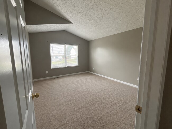 Building Photo - 3 bedroom, 2 bathroom single story home in Pickerington