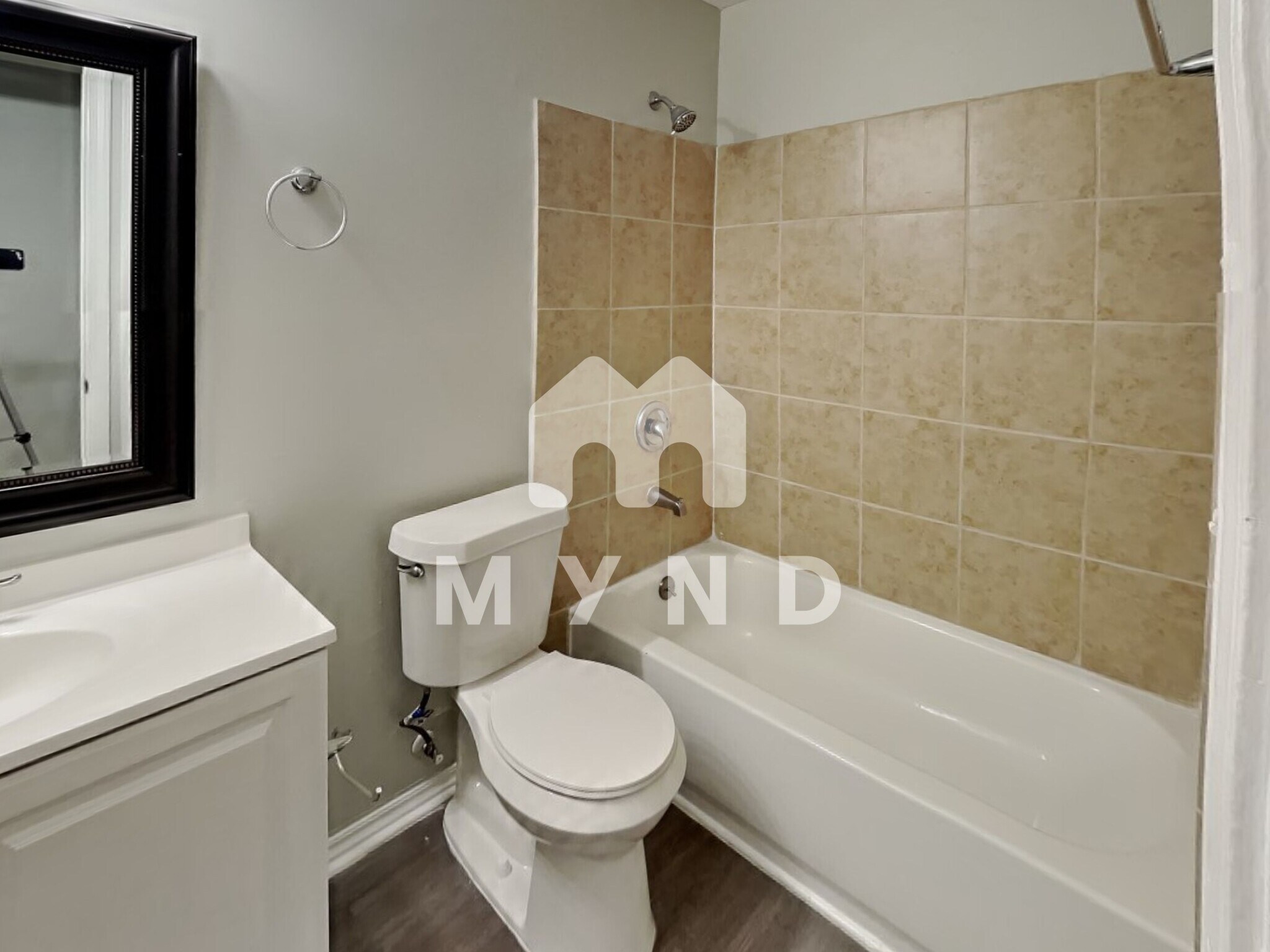Building Photo - 4828 Royal Run Dr