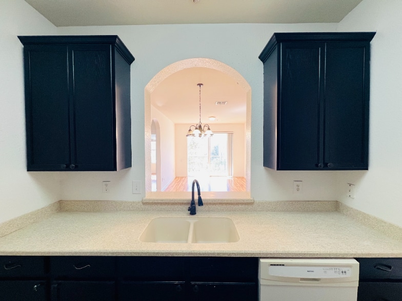 Building Photo - 3326 Robert Trent Jones Dr