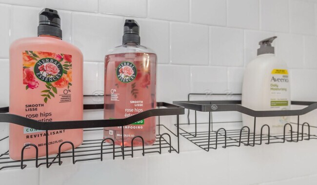 Building Photo - 4403 W Cleveland St