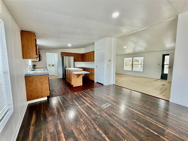 Building Photo - 831 Rolling Block Dr