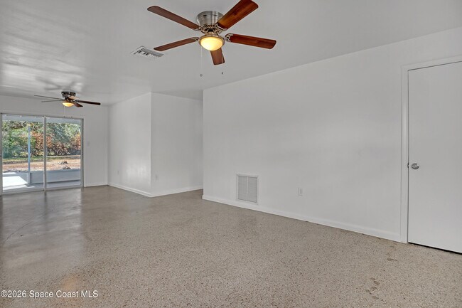 Building Photo - 4430 Barnsdale Dr