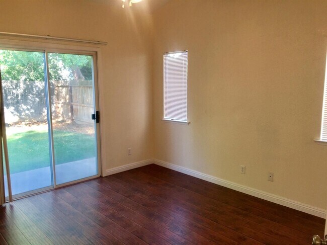Building Photo - 10281 N Whitney Ave