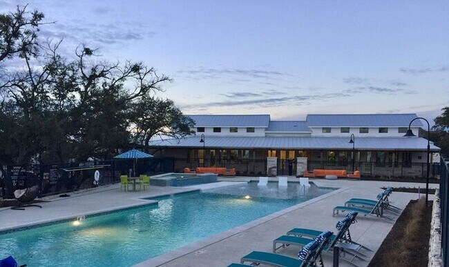 Building Photo - Creekside at KFort |$500 Off First Month |...
