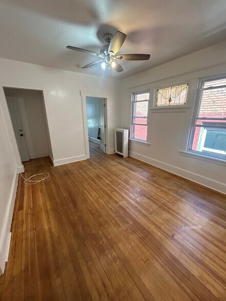 Primary Photo - 16 N 7th St