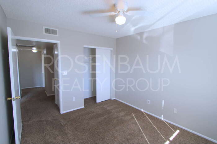 Building Photo - 410 E 9th Ave