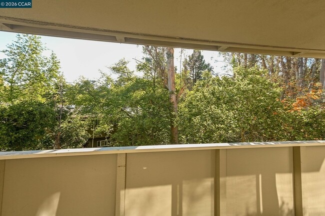 Building Photo - 73 Brookwood Rd