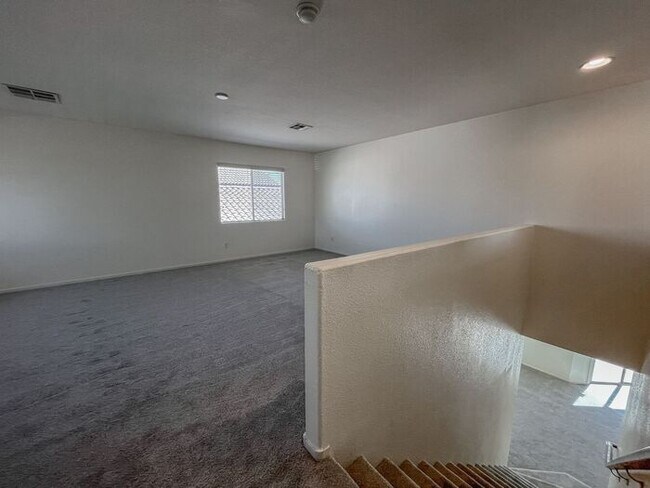 Building Photo - Charming Two-Story Home with Spacious Layout!