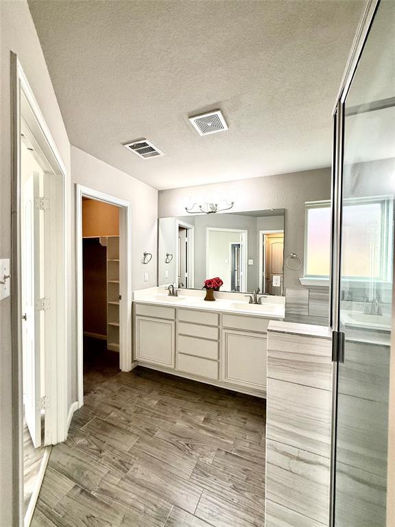 Building Photo - 7403 Cypress Pin Oak Dr