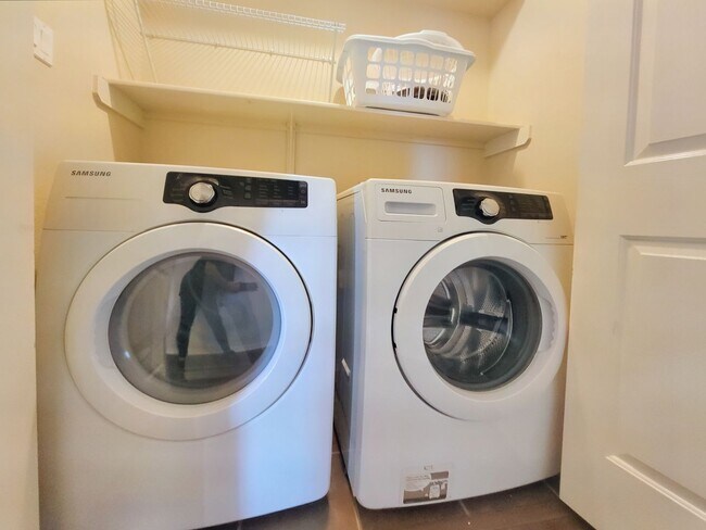 Building Photo - Beautiful 4 BR / 2 BA Home for Rent in Austin