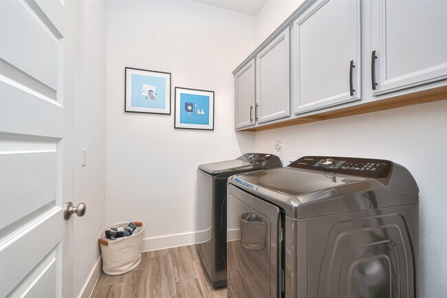 Building Photo - 17026 Canosa Dr