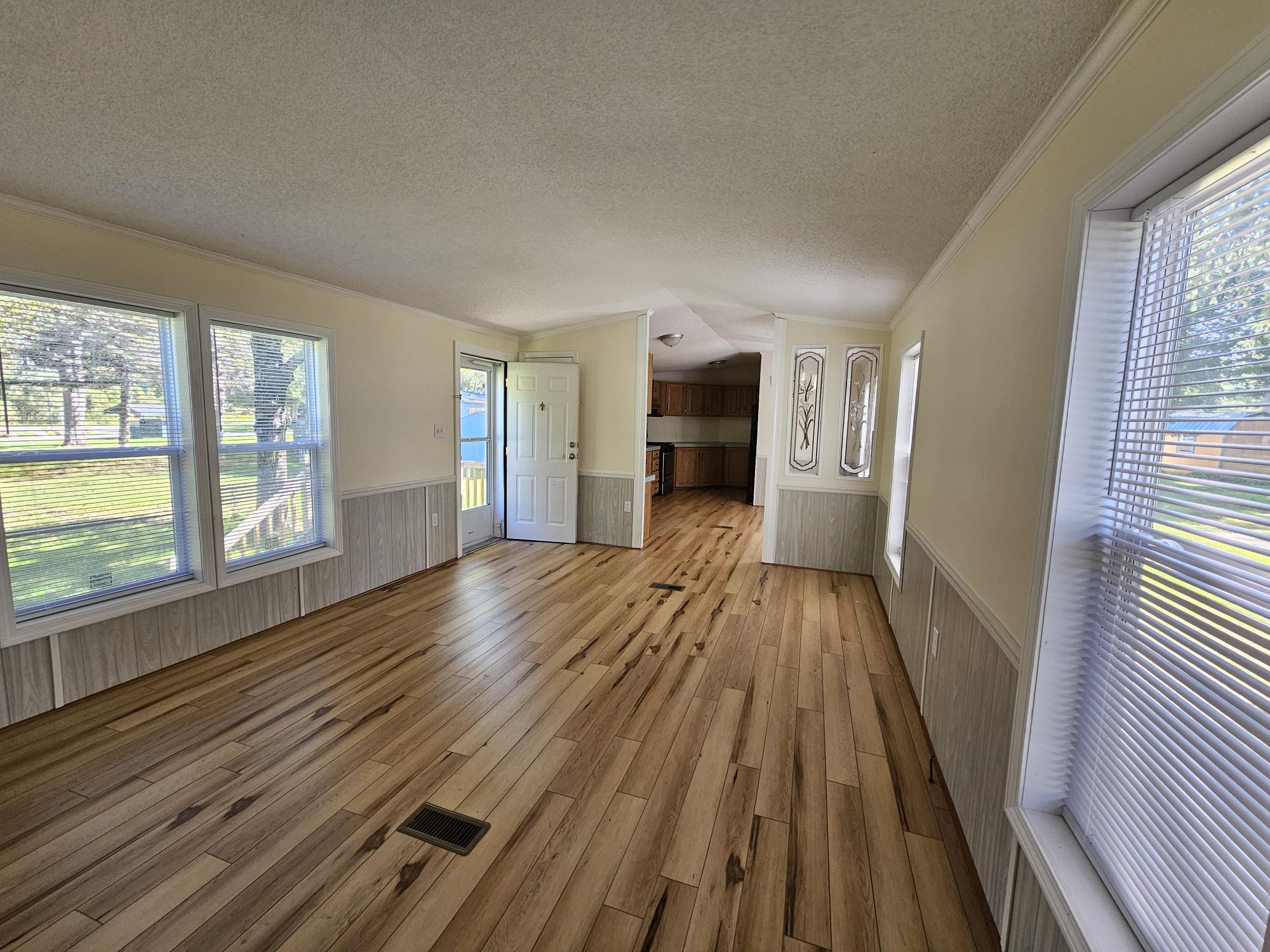 Building Photo - 25 Mapledale Acres