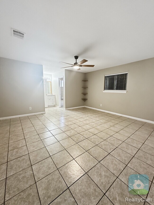 Building Photo - 5007 Monteith Dr