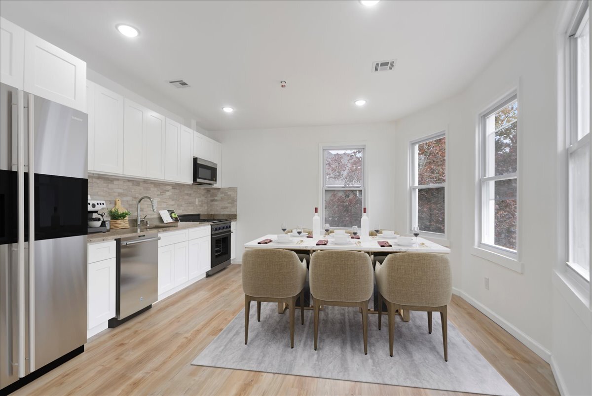 Building Photo - 815 S 12th St