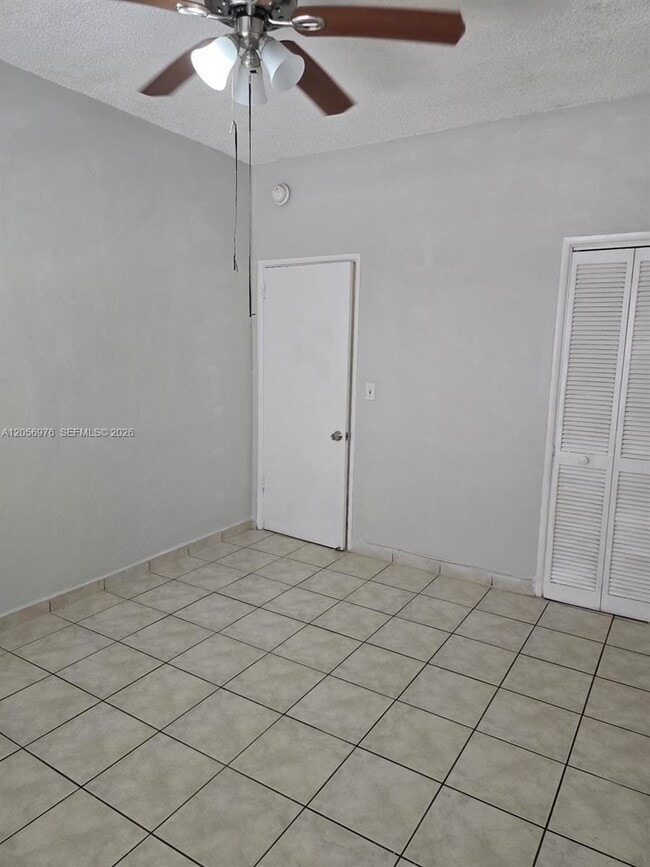 Building Photo - 215 30th St