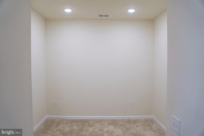 Building Photo - 1 Culvert Dr