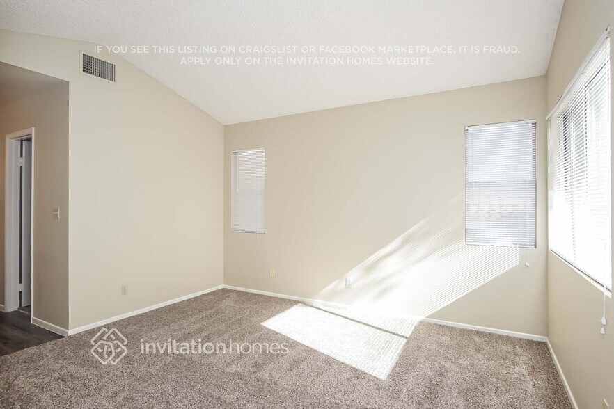 Building Photo - 9645 Swan Bay Dr