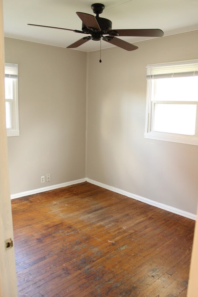 Building Photo - 3302 Karl Rd