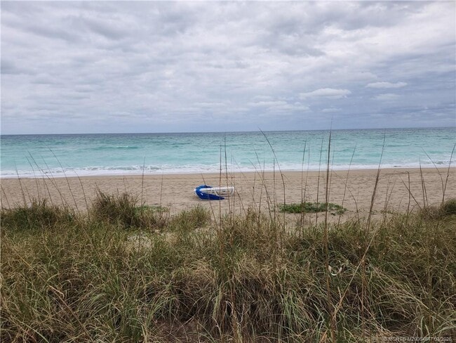 Building Photo - 10680 S Ocean Dr