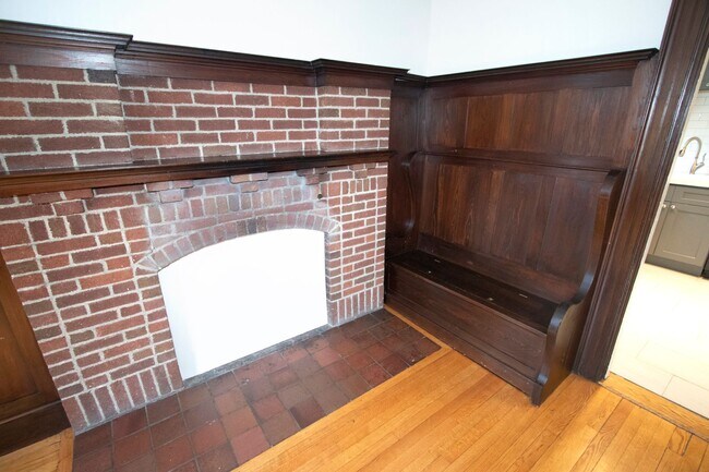 Building Photo - 85 Belknap St