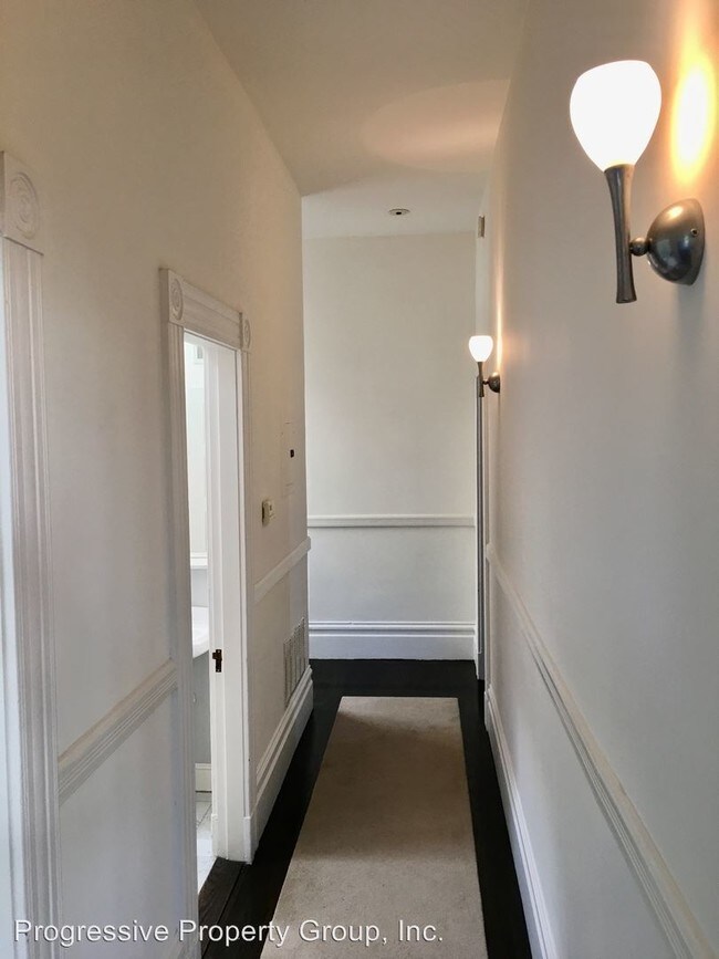 Building Photo - 2 br, 2 bath House - 3930 17th Street