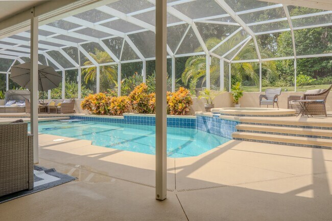 Building Photo - 33721 Spring Dr