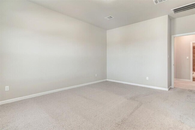 Building Photo - 2604 San Bautista Wy