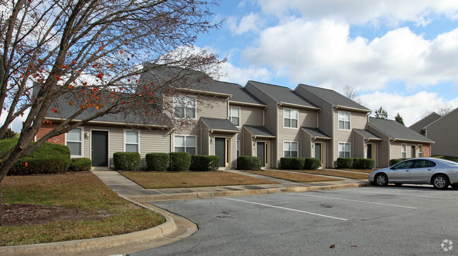 Greenwood Townhomes - Greenwood