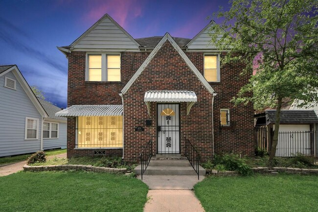 Building Photo - 4318 Jefferson St