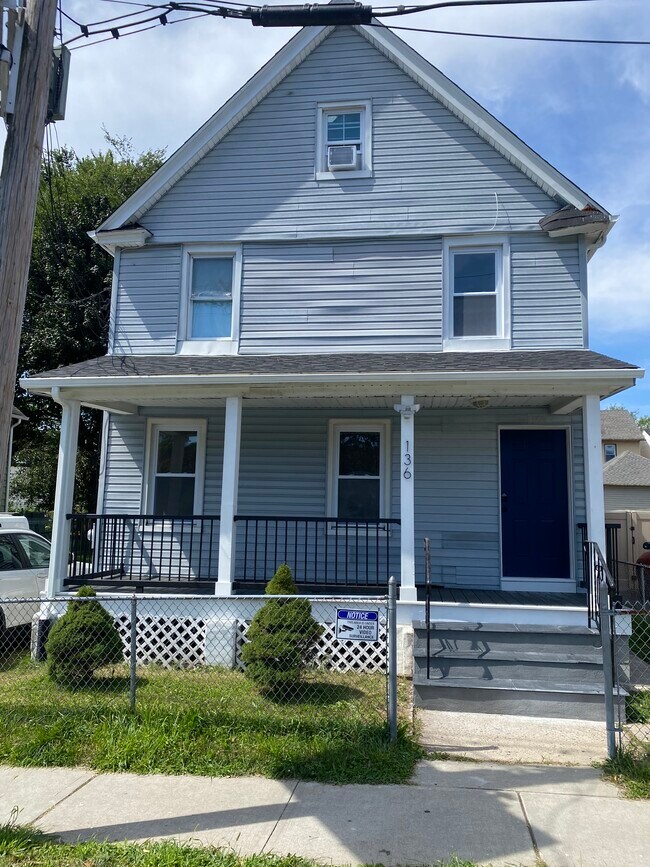 Building Photo - 136 West St