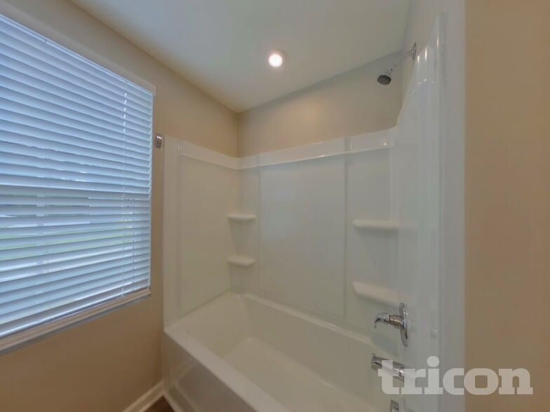 Building Photo - 5772 Camp Ct